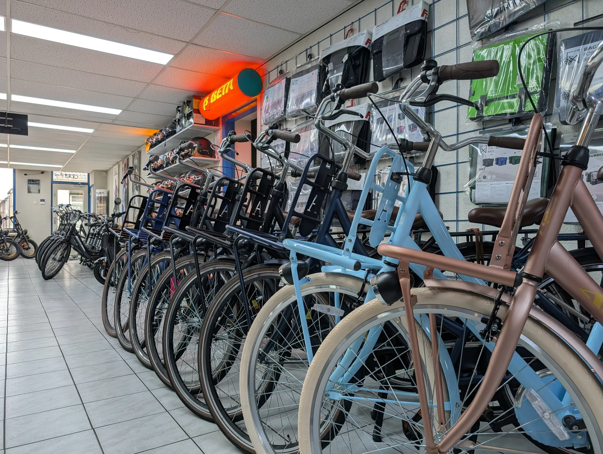 Johan Rombouts Twee-Wielers | Fiets kopen & reparatie in Oosterhout